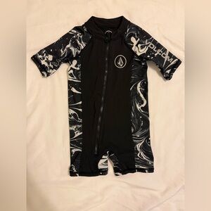 Volcom Black and White Baby Rashguard 18M